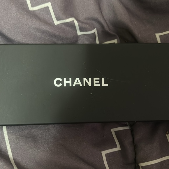 1️⃣3️⃣5️⃣0️⃣ brand new Authentic Chanel bracelet - Picture 5 of 5